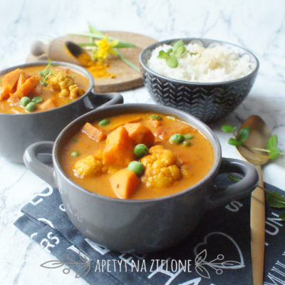 Curry wegetariańskie z batatami